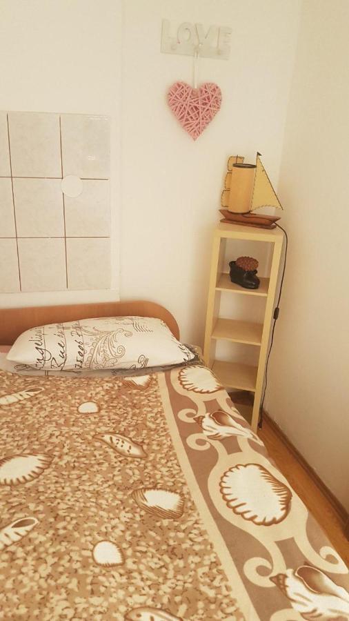 Apartment Tim Senj  Eksteriør billede